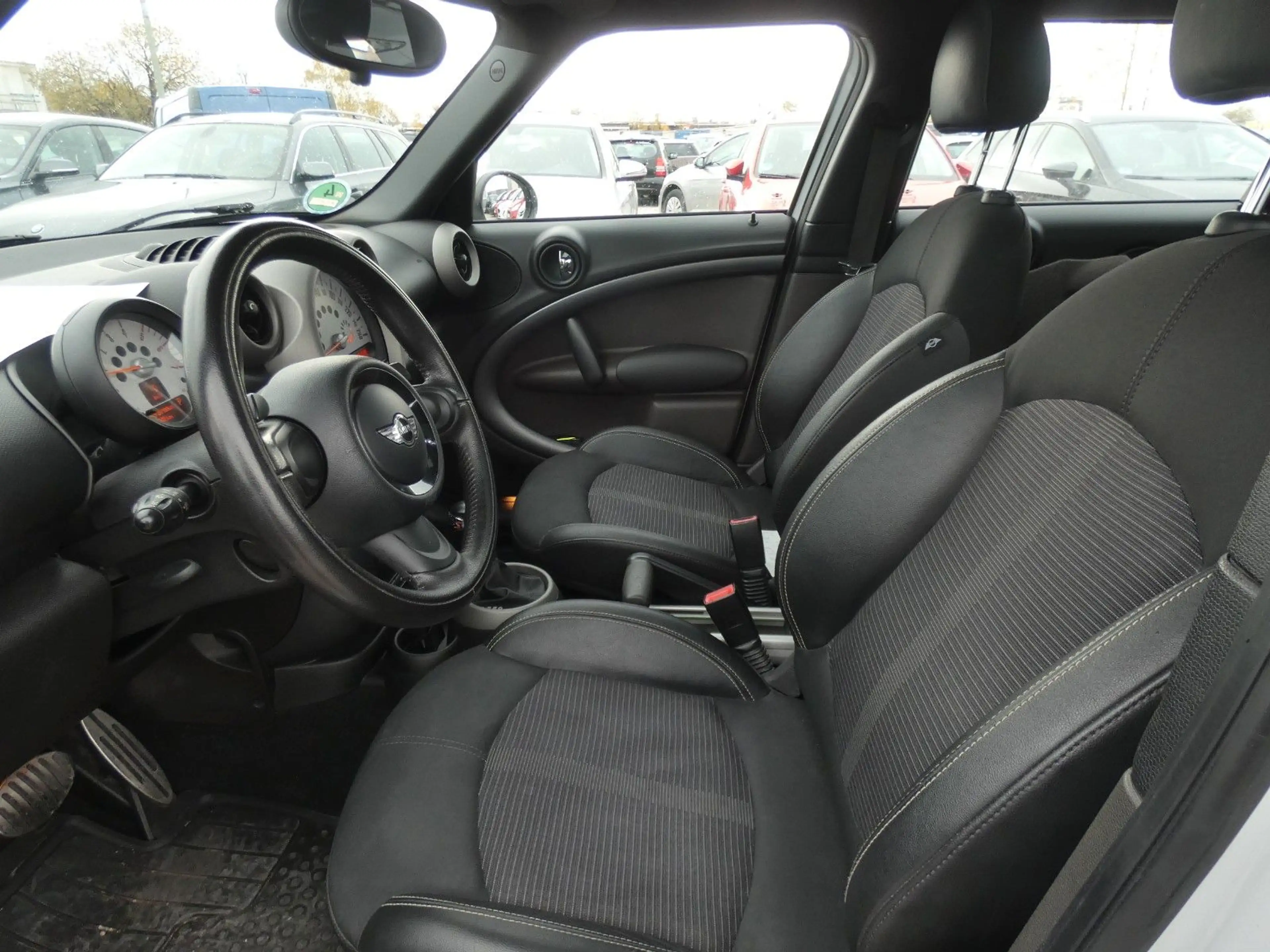 MINI Cooper SD Countryman Cooper SD*Panorama — photo 11