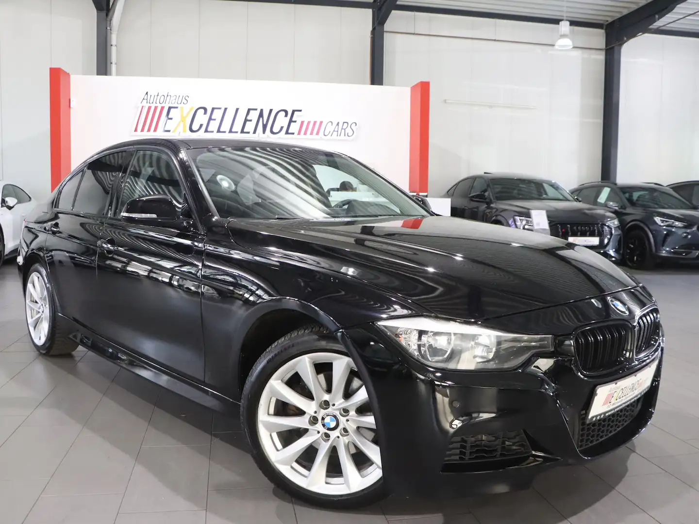 BMW 320 320i LIMO / SCHIEBEDACH / LEDER / NAVI-PROF. Schwarz - 2