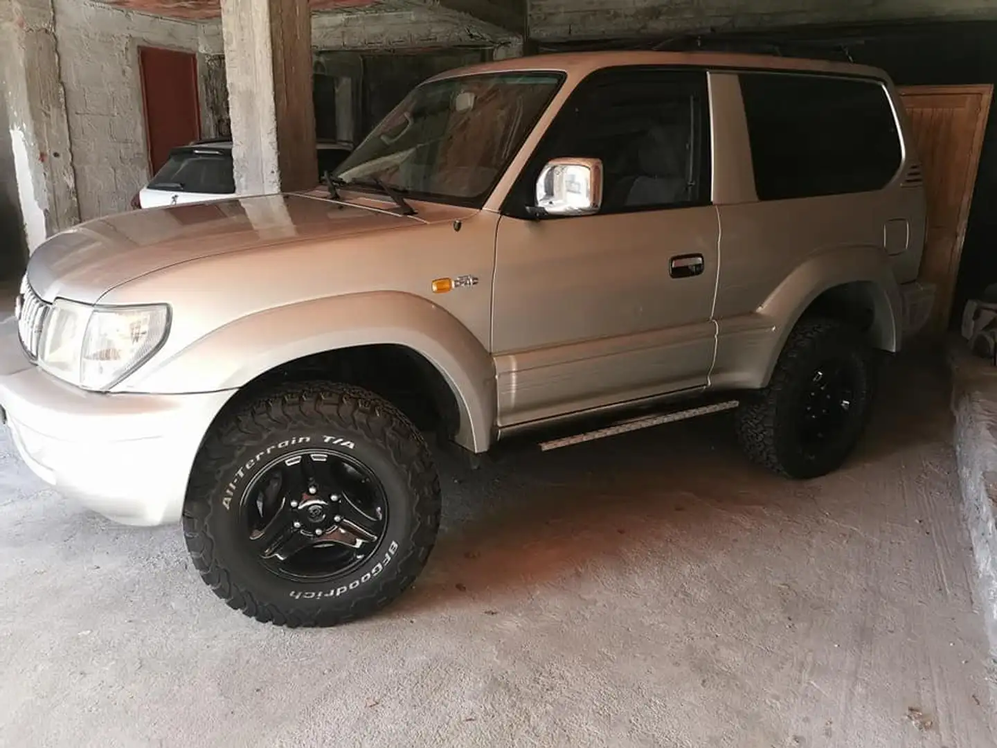 Toyota Land Cruiser 3,0 td D-4D - 2