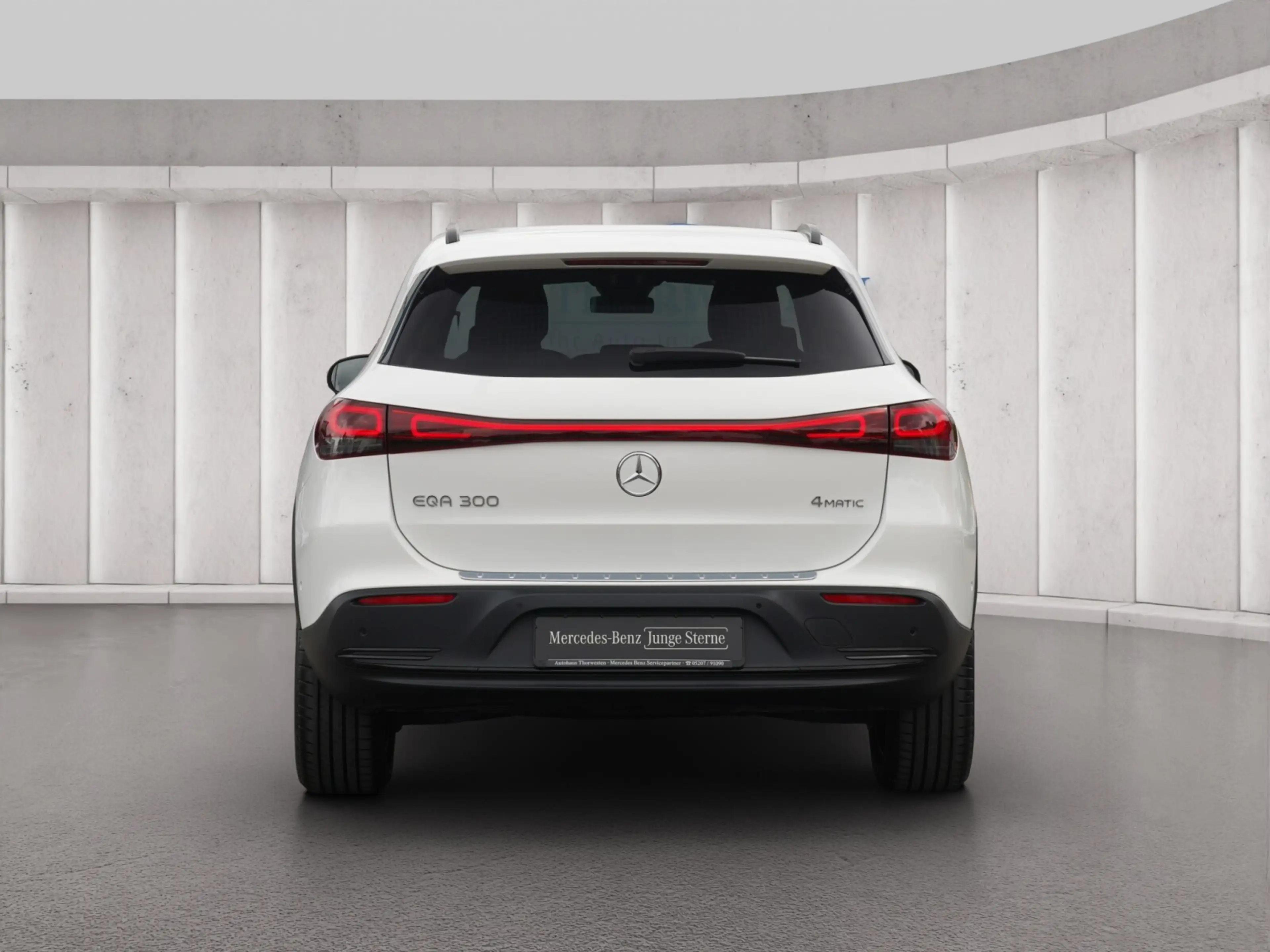 Mercedes-Benz EQA 300 EQA 300 4MATIC Progressive — photo 7