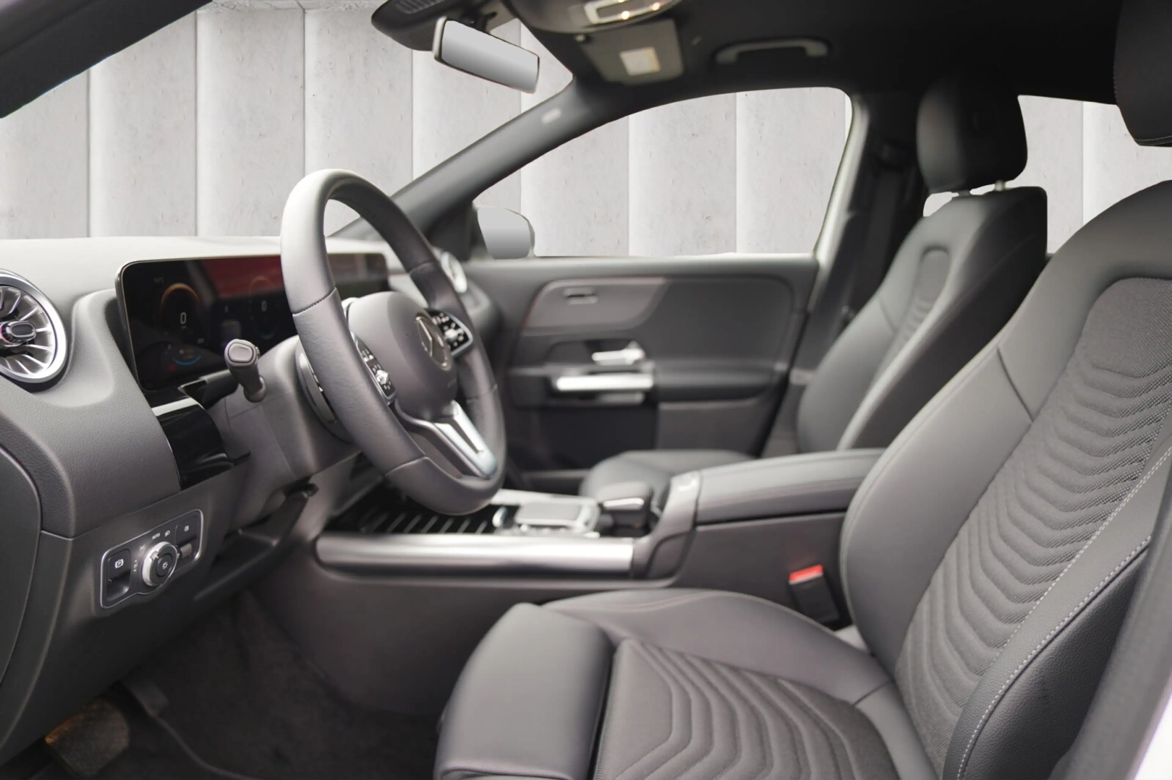 Mercedes-Benz EQA 300 EQA 300 4MATIC Progressive — photo 15