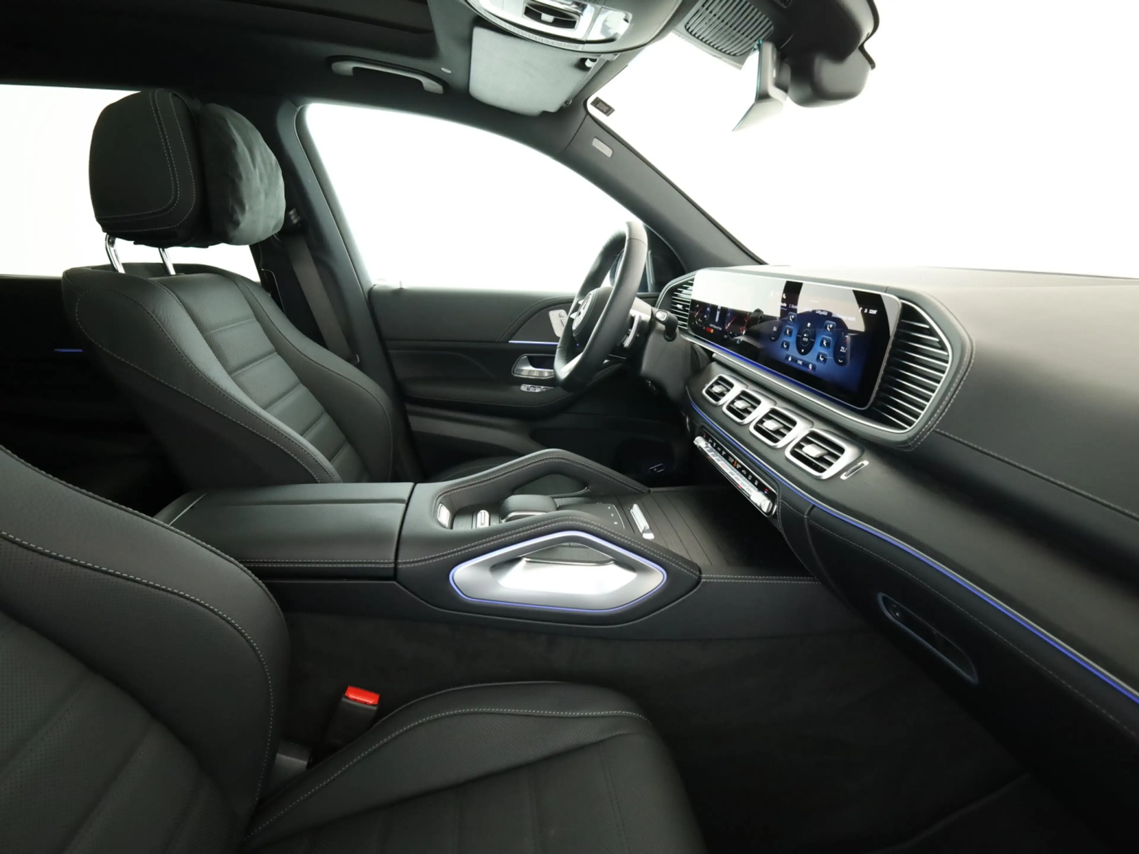 Mercedes-Benz GLS 580 4MATIC *360°*AMG*Keyless*NightPaket*AHK* — photo 17
