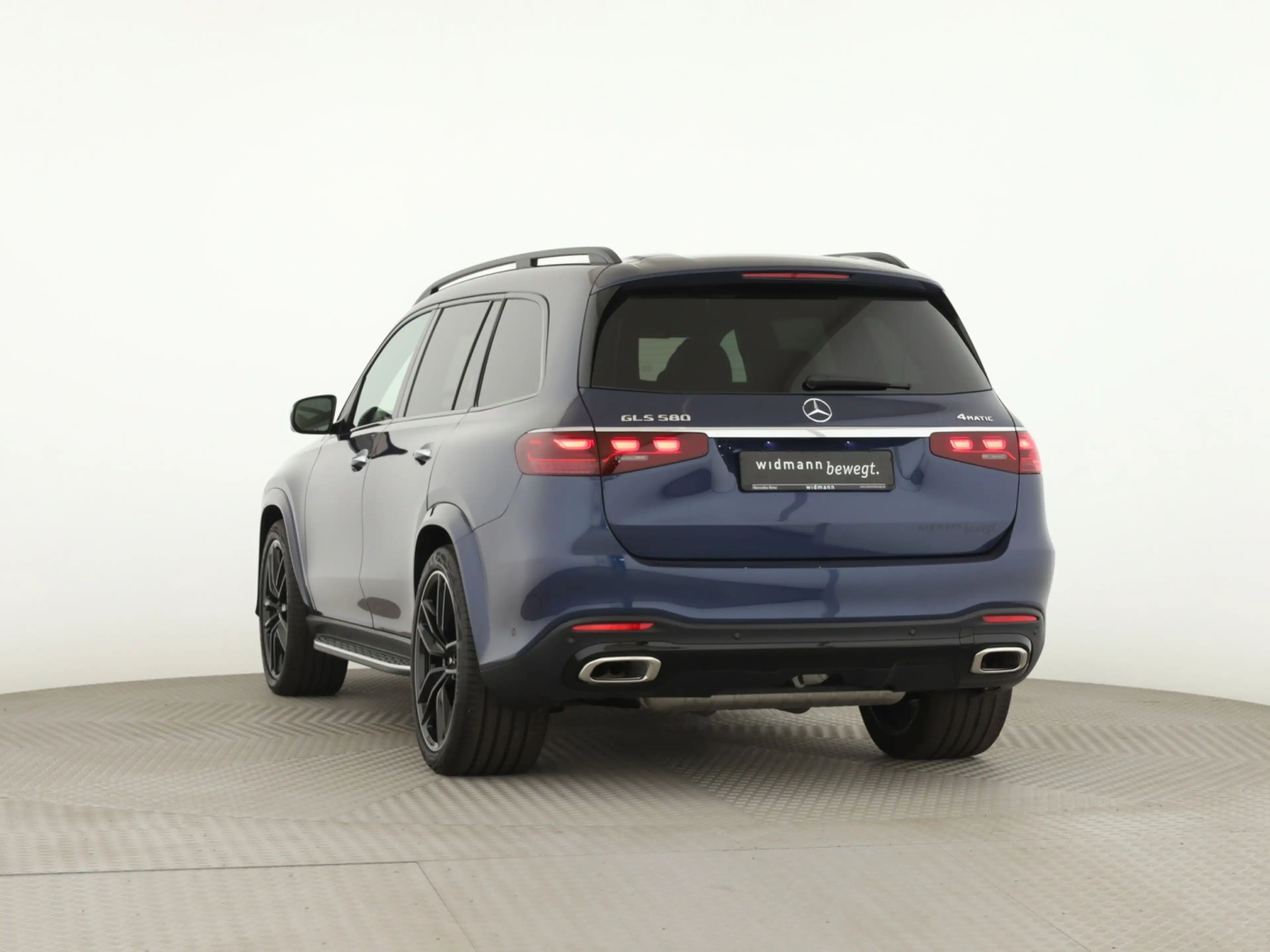 Mercedes-Benz GLS 580 4MATIC *360°*AMG*Keyless*NightPaket*AHK* — photo 4