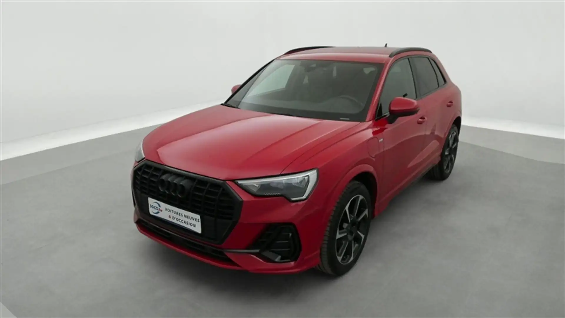 Audi Q3 40 TFSIe PHEV 150Cv S-Line AUTO/ CARPLAY / FULL LED Rood - 1