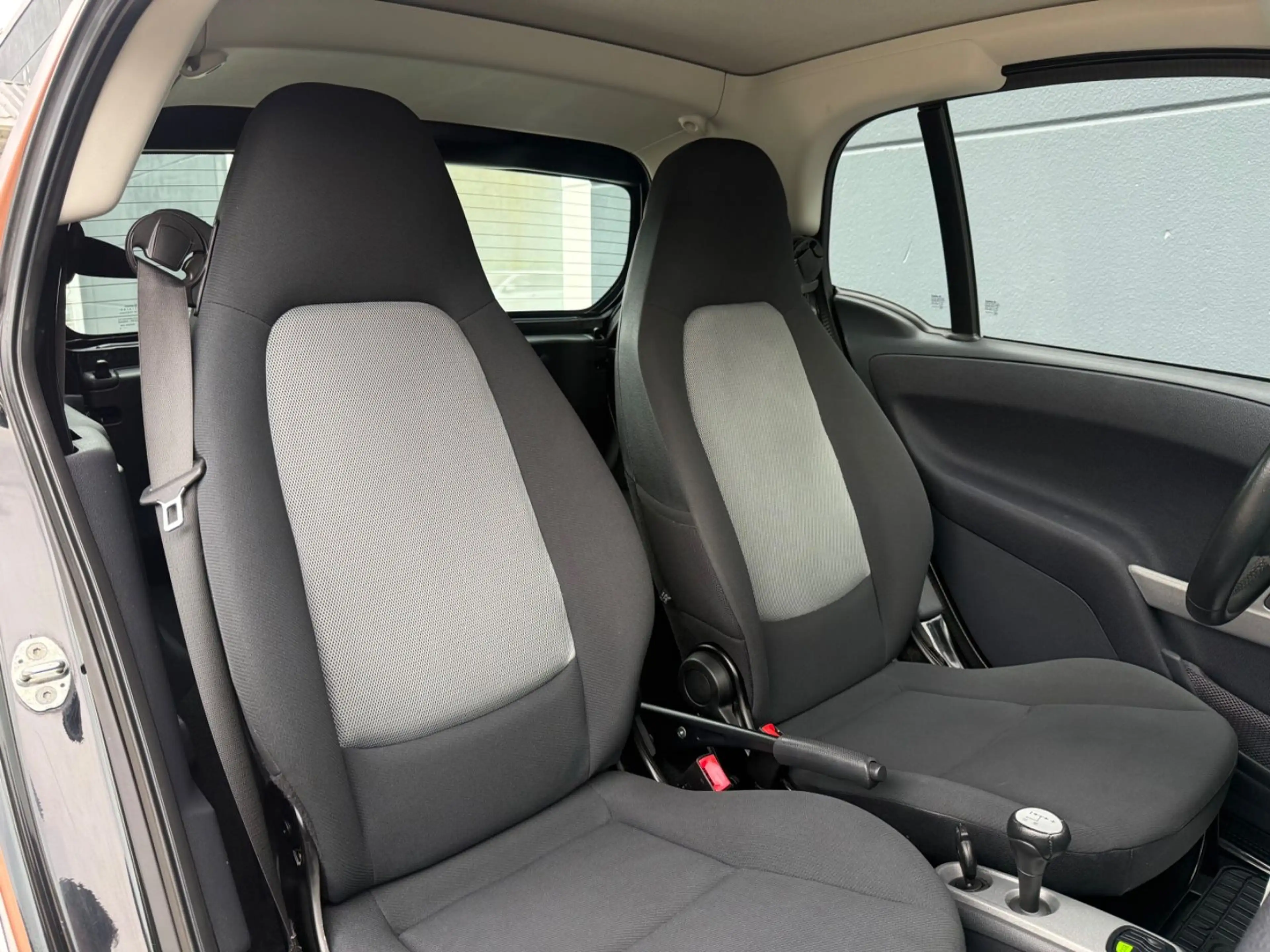 smart forTwo Automatik 2.Hand Klima Micro Hybrid Drive — photo 13