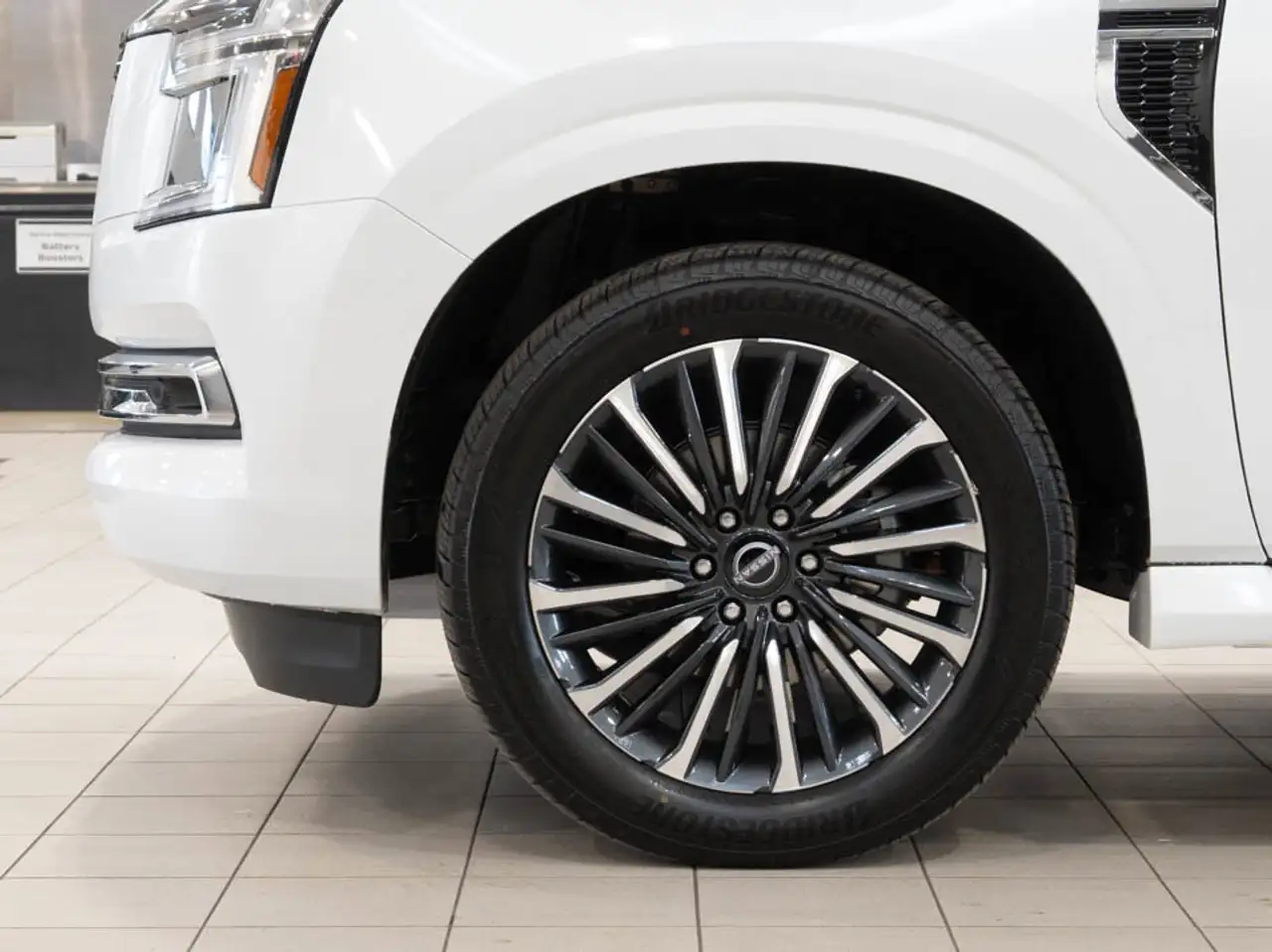 Nissan Armada снимка Nissan Armada