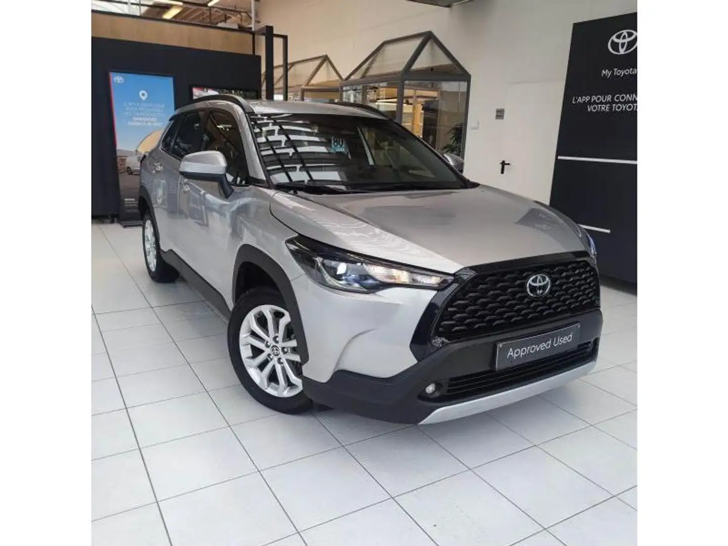 Toyota Corolla Cross Dynamic 1.8 Zilver - 2