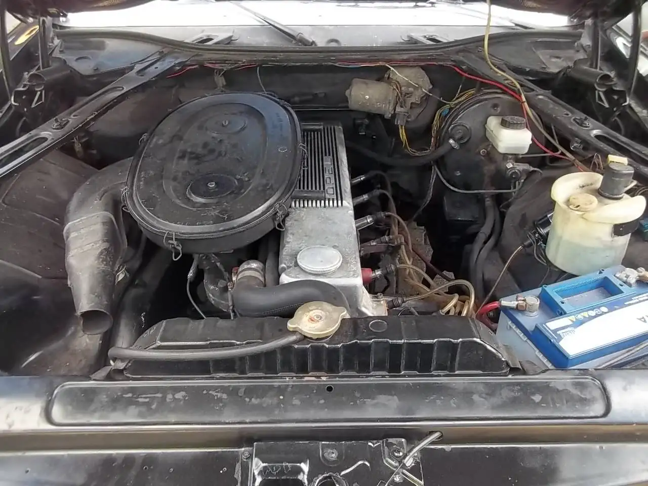 Opel Diplomat 2,8 S, foto 11