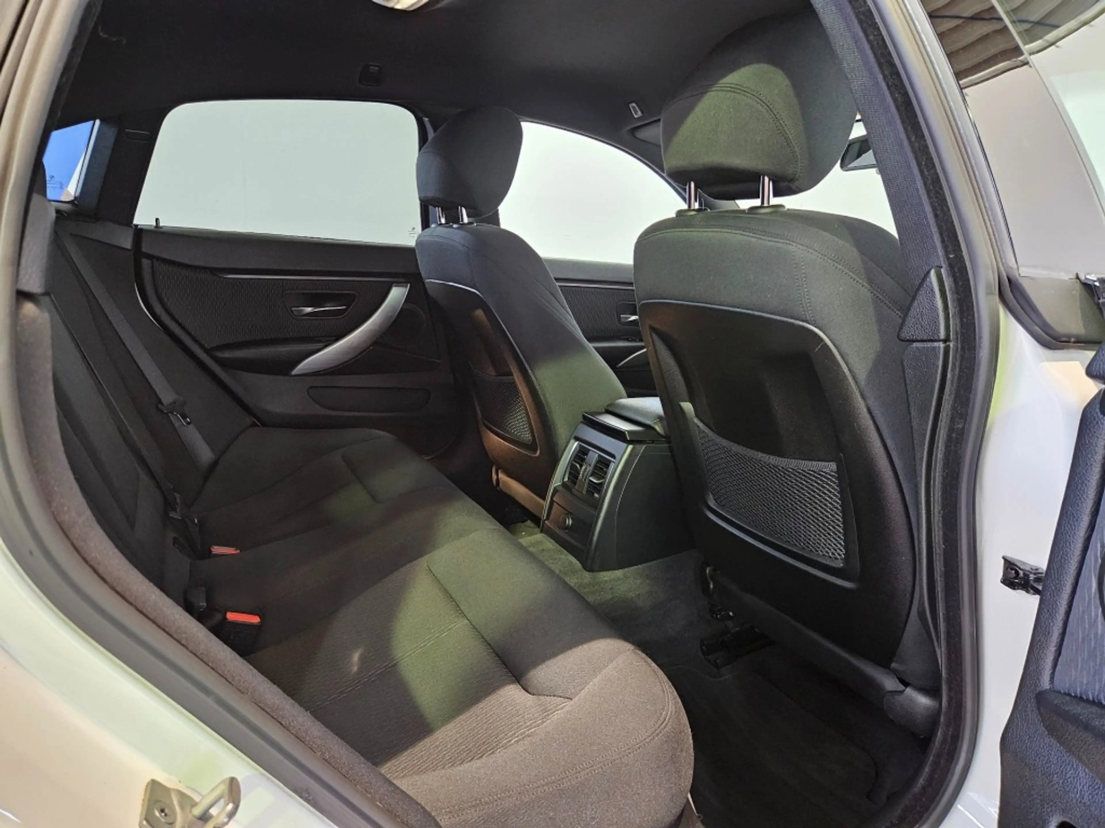 BMW 418 418i Essential / Sportstoelen / Navi / LED / NL Au — photo 15