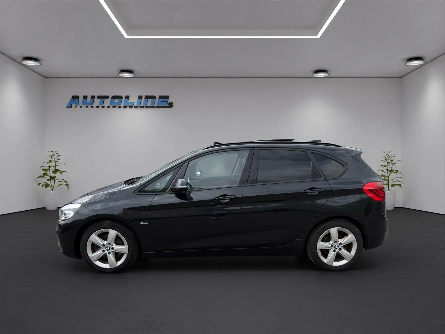 BMW 220 d xDrive *PANO* *LEDER* *HEAD-UP* *LED* *NAVI* Schwarz - 2