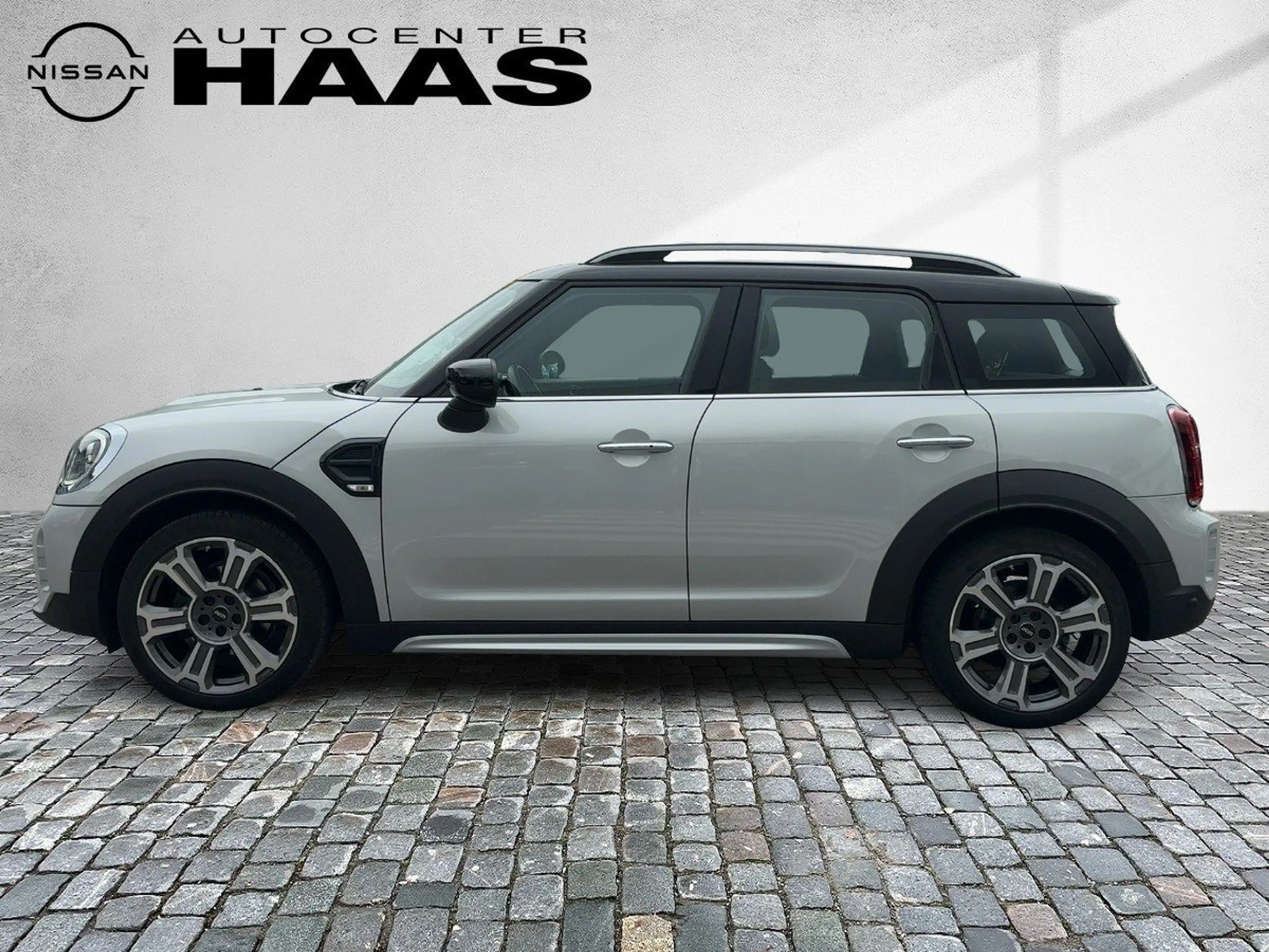 MINI Cooper Countryman Trim All4 Countryman Cooper ALL 4Trim LED+Navi — photo 3
