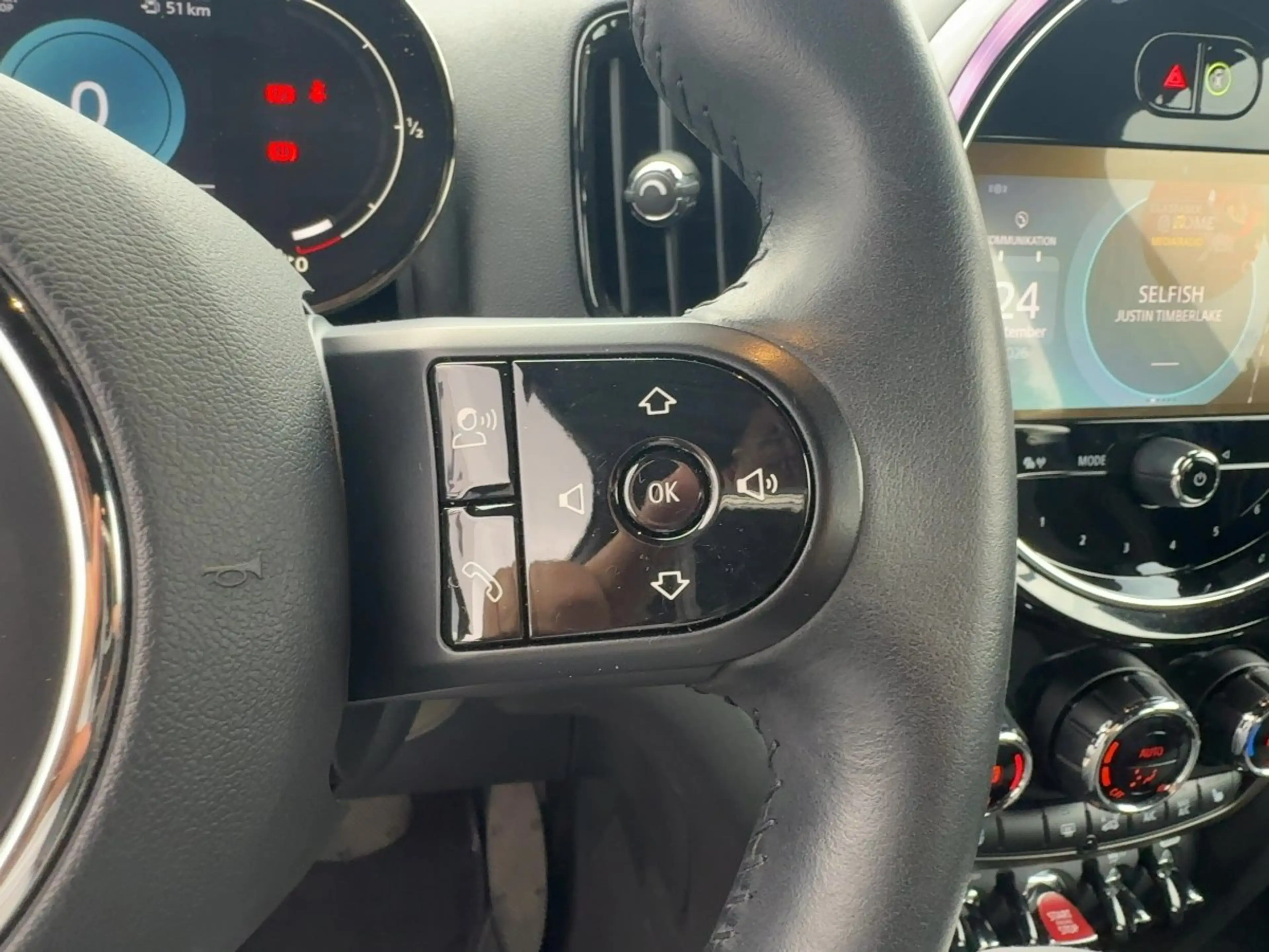 MINI Cooper Countryman Trim All4 Countryman Cooper ALL 4Trim LED+Navi — photo 15