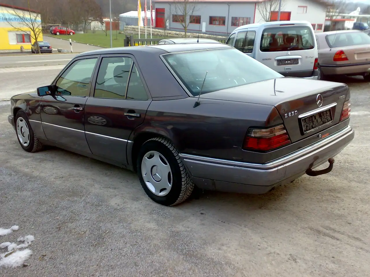 Mercedes-Benz E 250 D Automatik*AHK*SHD*1.Hand*, foto 3