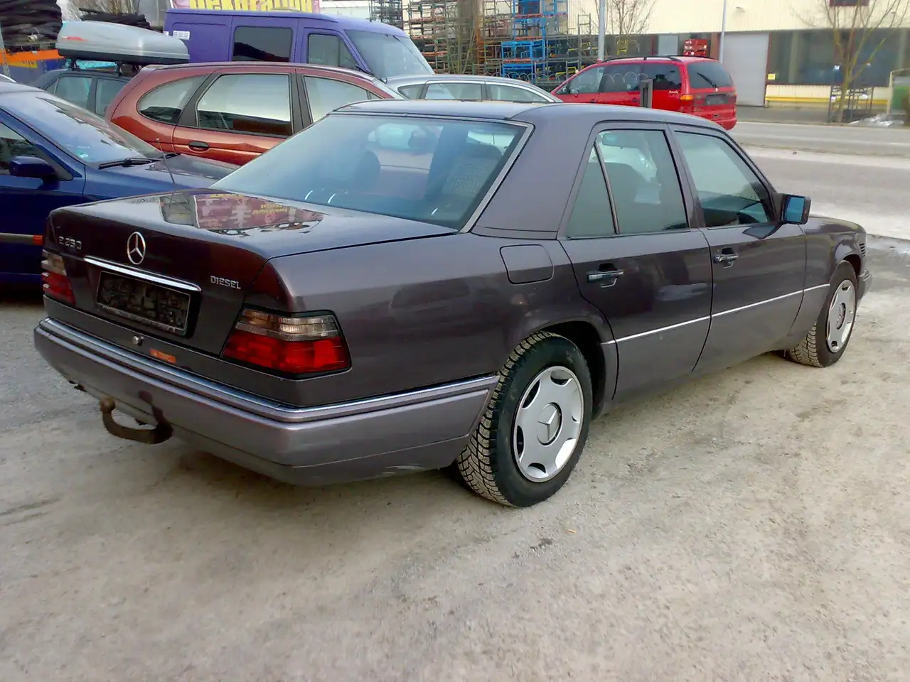 Mercedes-Benz E 250 D Automatik*AHK*SHD*1.Hand*, foto 4