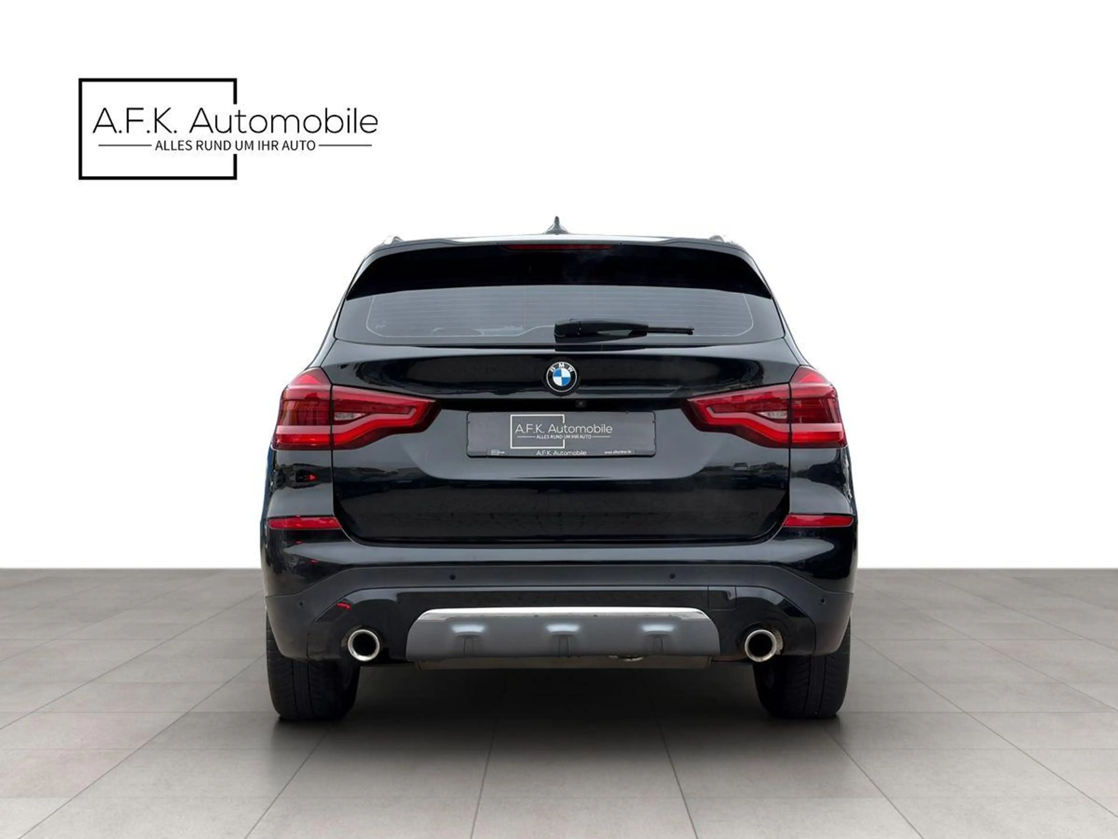 BMW X3 xDrive 20i | LUXURY LINE | AHK | HUD | RF-KAM — photo 7