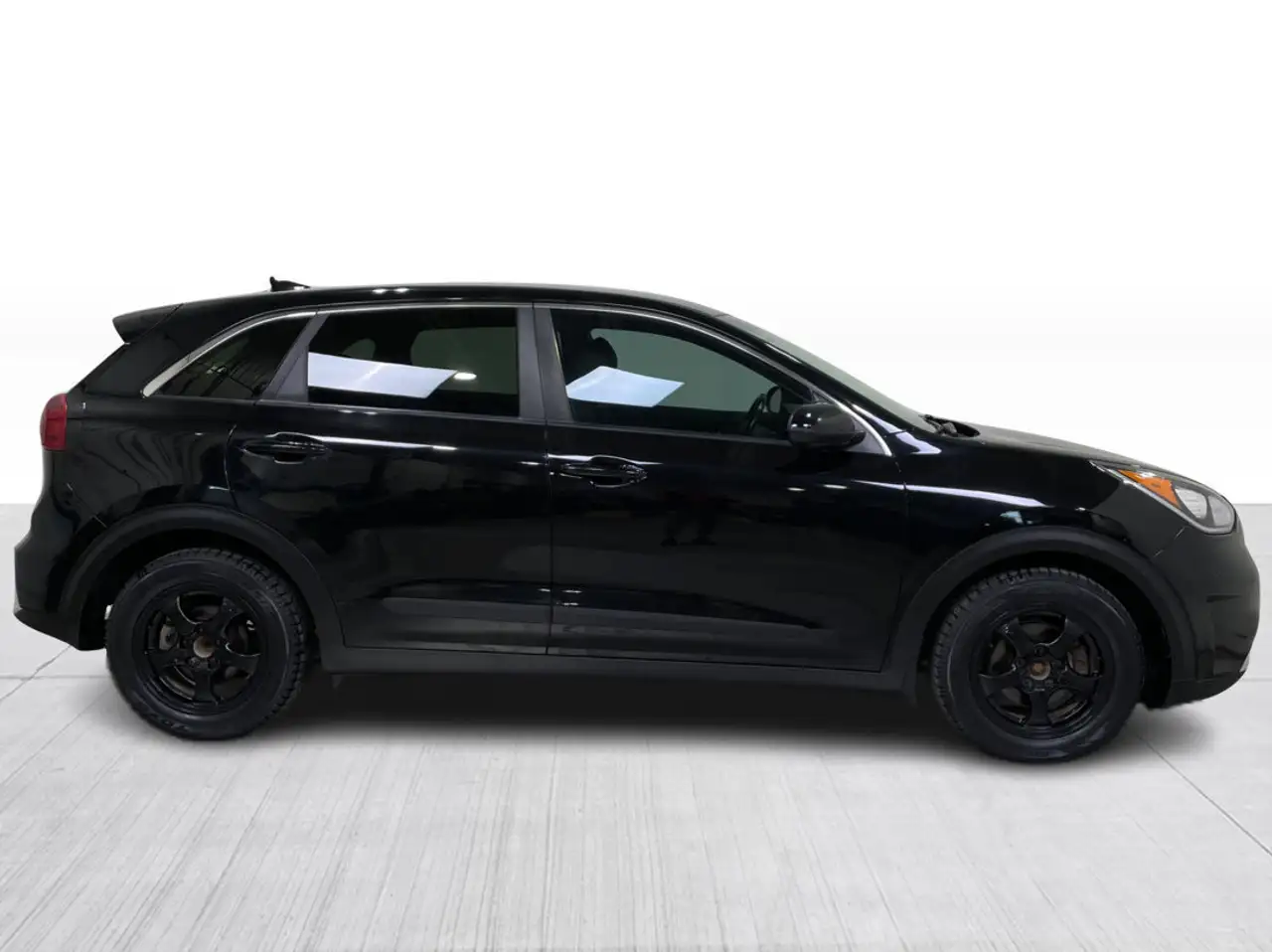 Kia Niro снимка Kia Niro