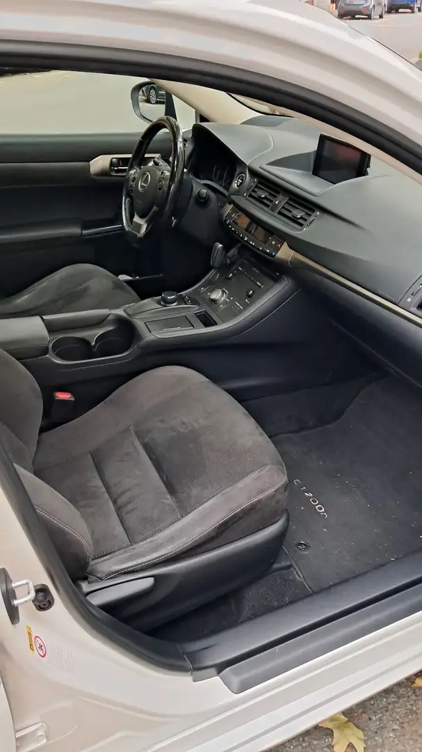 Lexus CT 200h 1.8 hybrid Icon cvt - 2