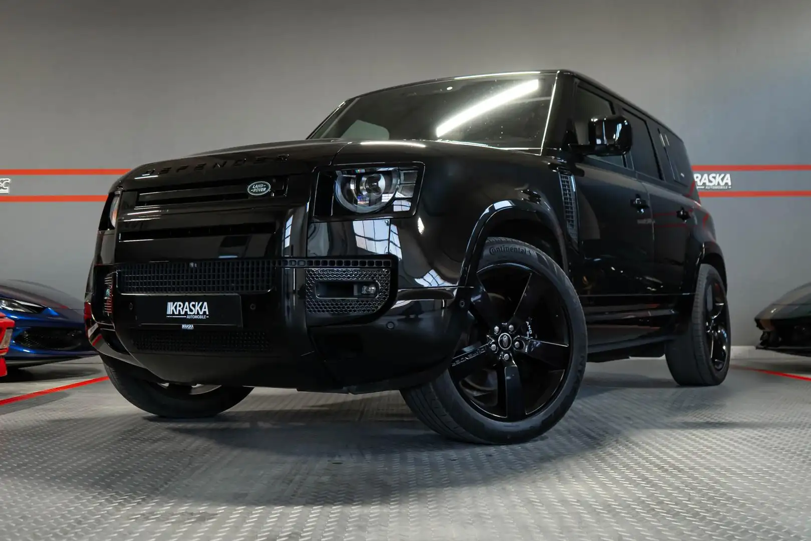 Land Rover Defender 5.0 V8 AHK HUD PANO MERIDIAN MILLTEK Schwarz - 2