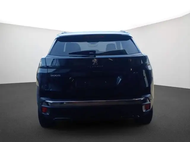 Peugeot 3008 view 4