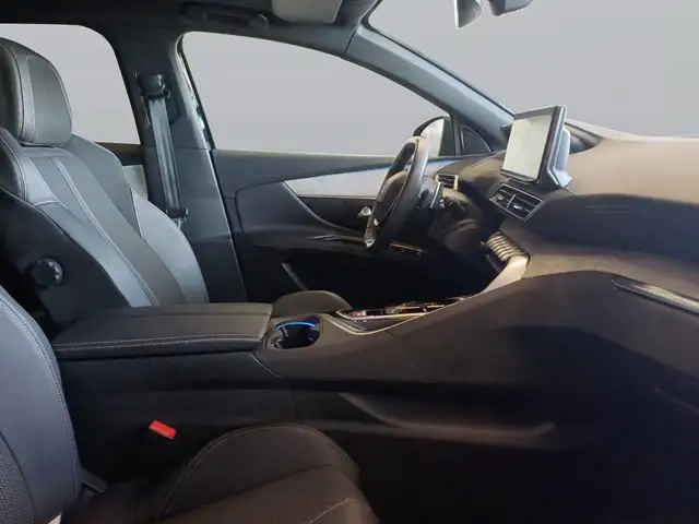 Peugeot 3008 view 13