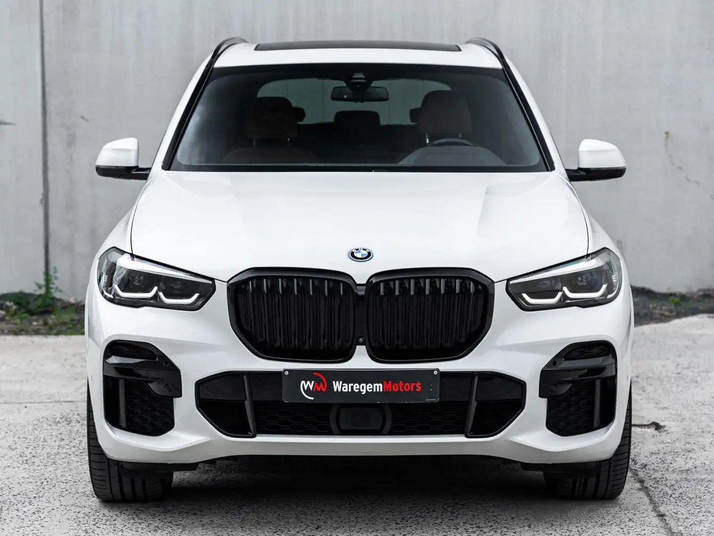 BMW X5 X5 45e M-pack 22" Pano Black Pack Comfort seats - 2