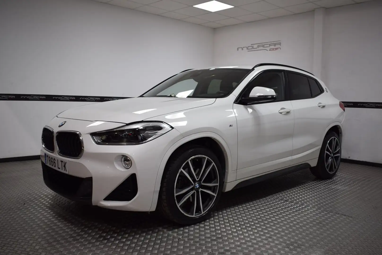 BMW X2 sDrive18d Blanc - 1