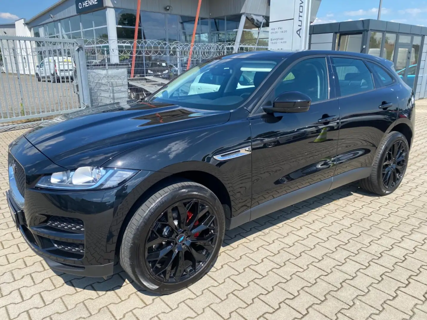 Jaguar F-Pace F-PACE E-PERFORMANCE Schwarz - 2
