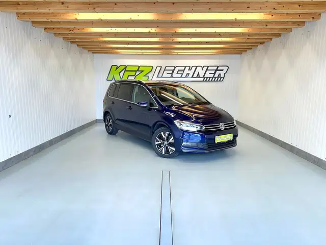 2019 Volkswagen Touran in Blue for sale