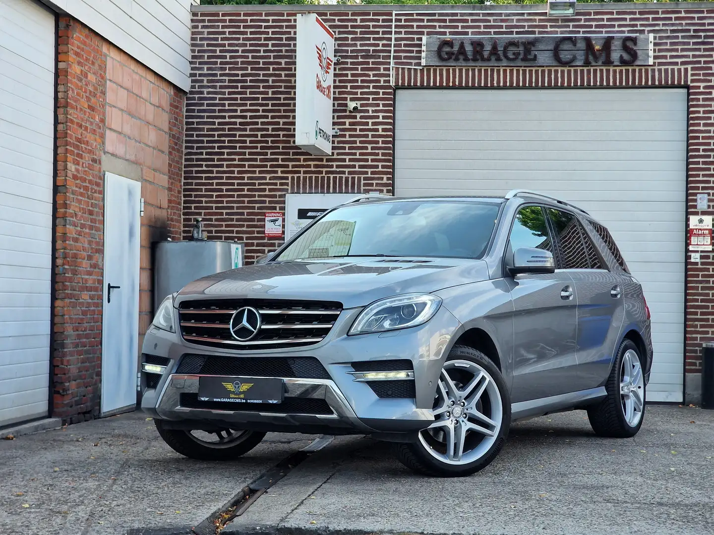 Mercedes-Benz ML 250 ML 250 4MATIC 7G-TRONIC AMG Pakket Gris - 1