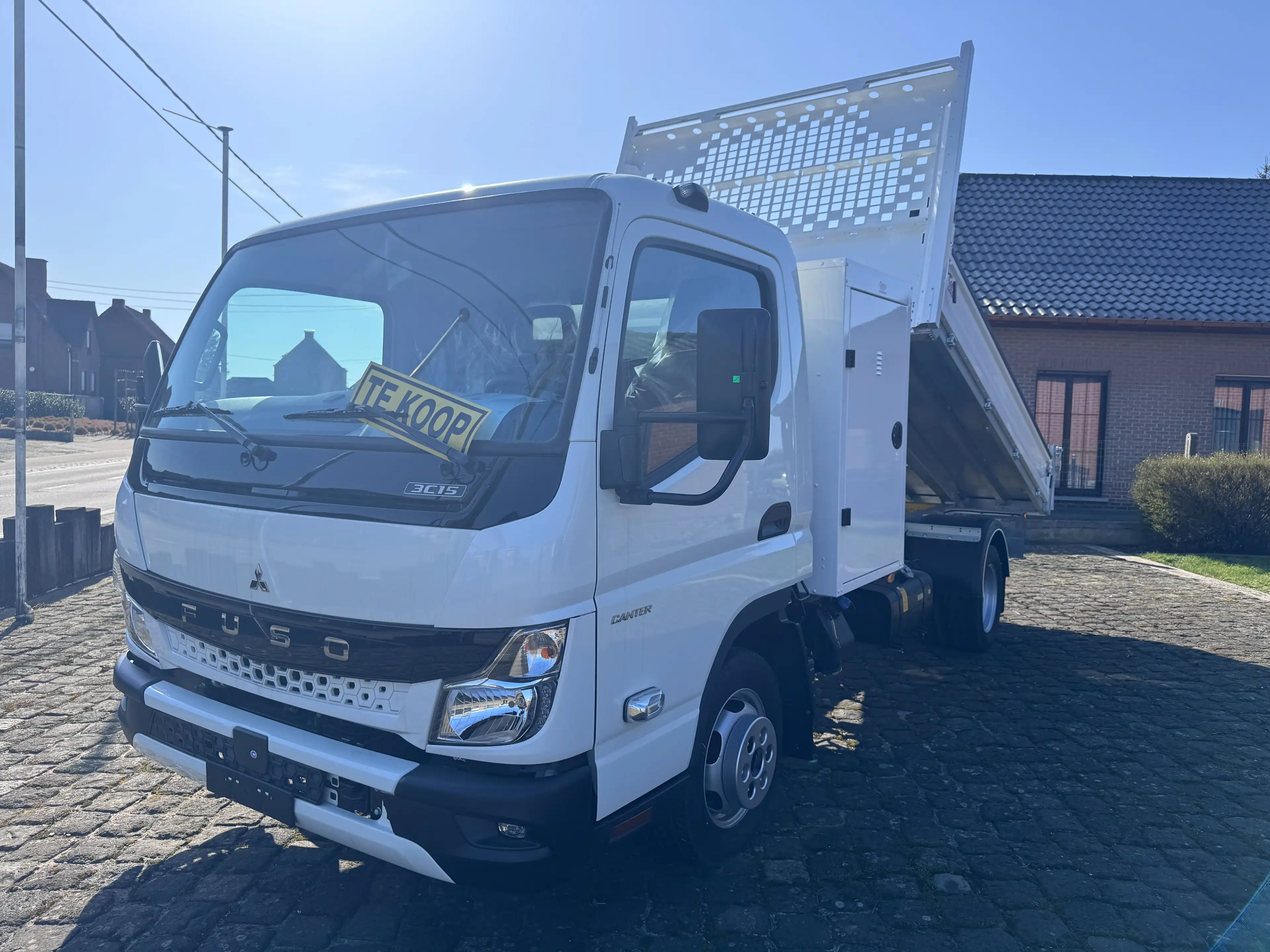Mitsubishi Canter Canter 3C15 — photo 6