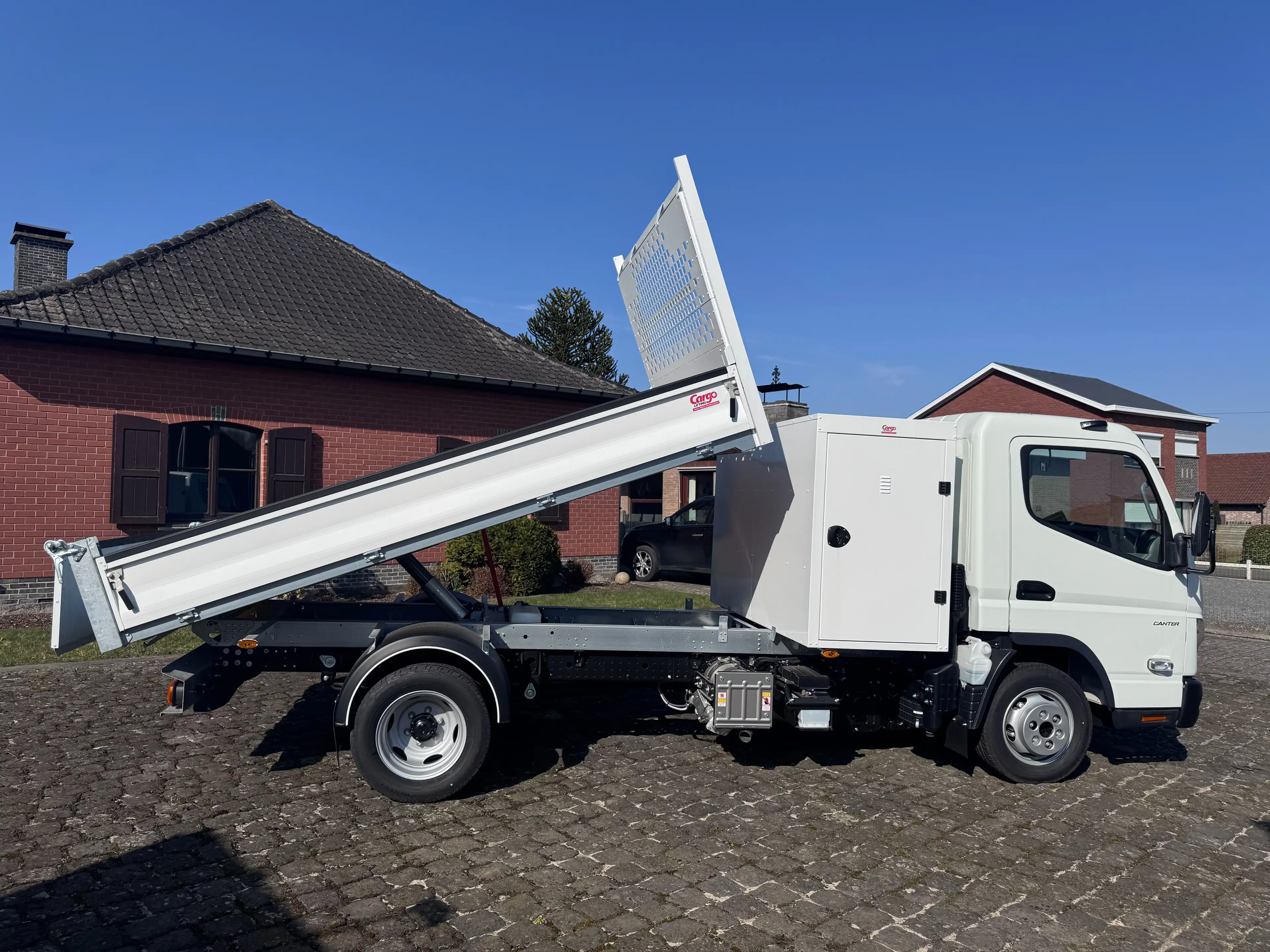 Mitsubishi Canter Canter 3C15