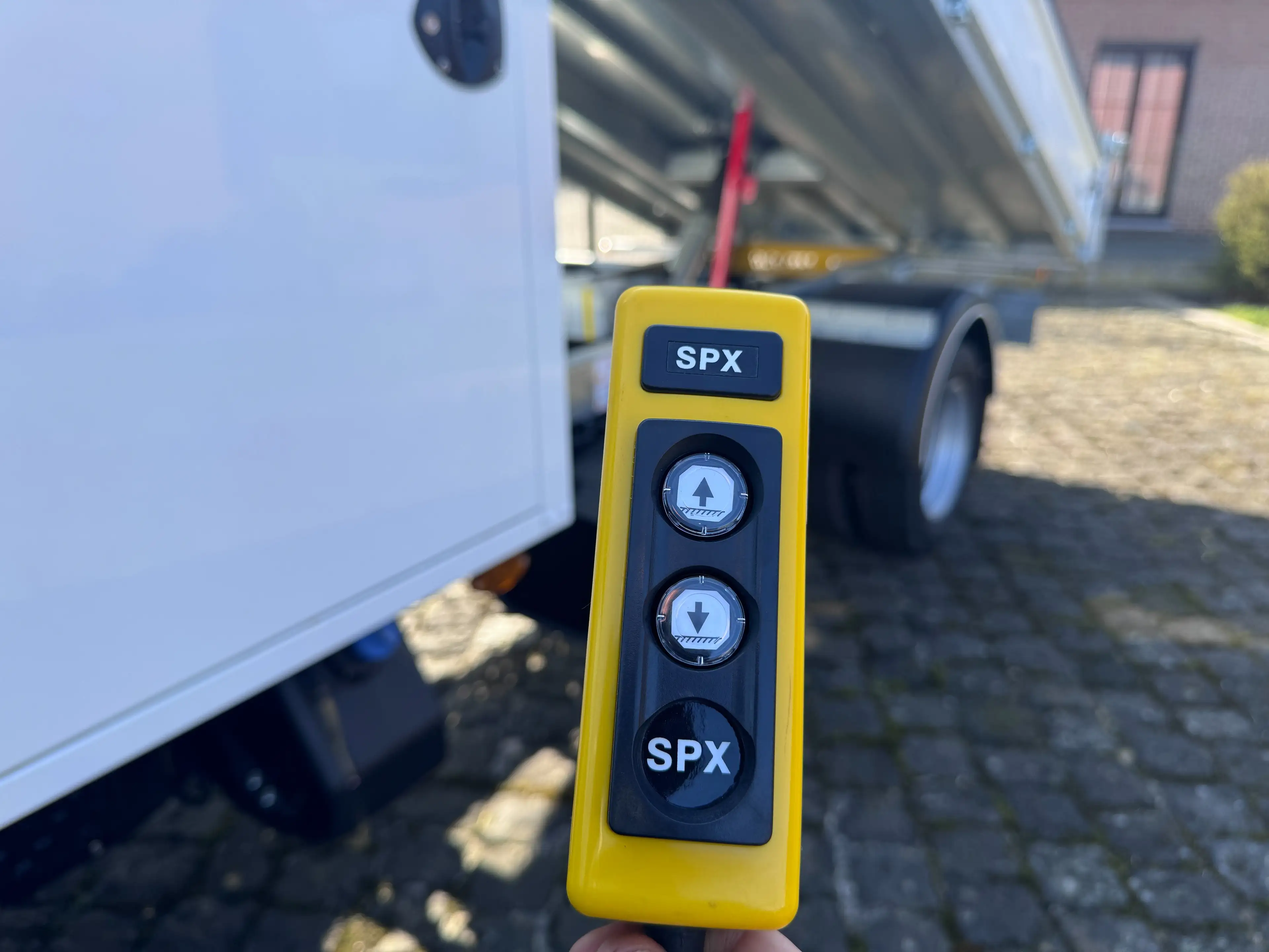 Mitsubishi Canter Canter 3C15 — photo 10