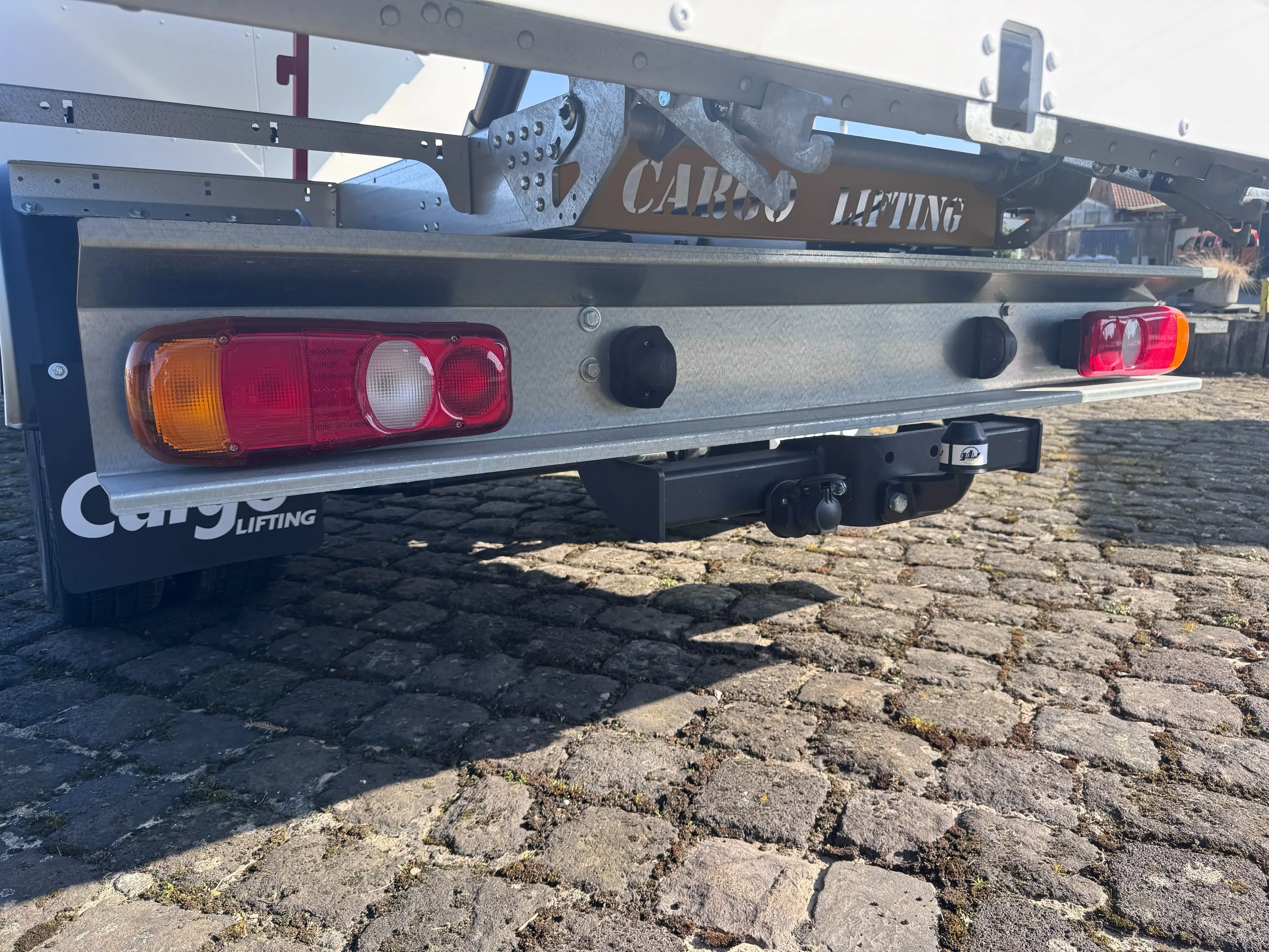 Mitsubishi Canter Canter 3C15 — photo 7