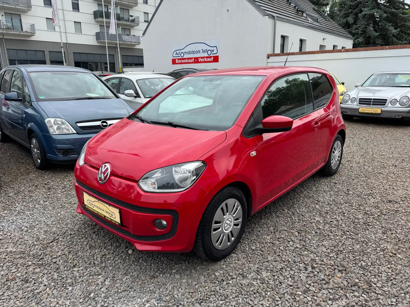 Volkswagen up! move up! BMT, *SHZ + ACC* Rot - 1