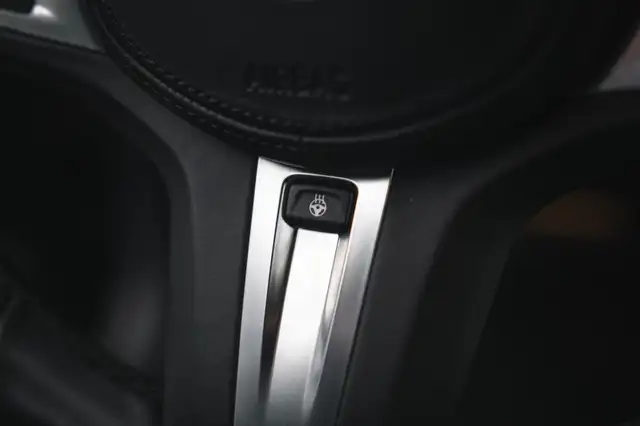 BMW 3 Series view 27