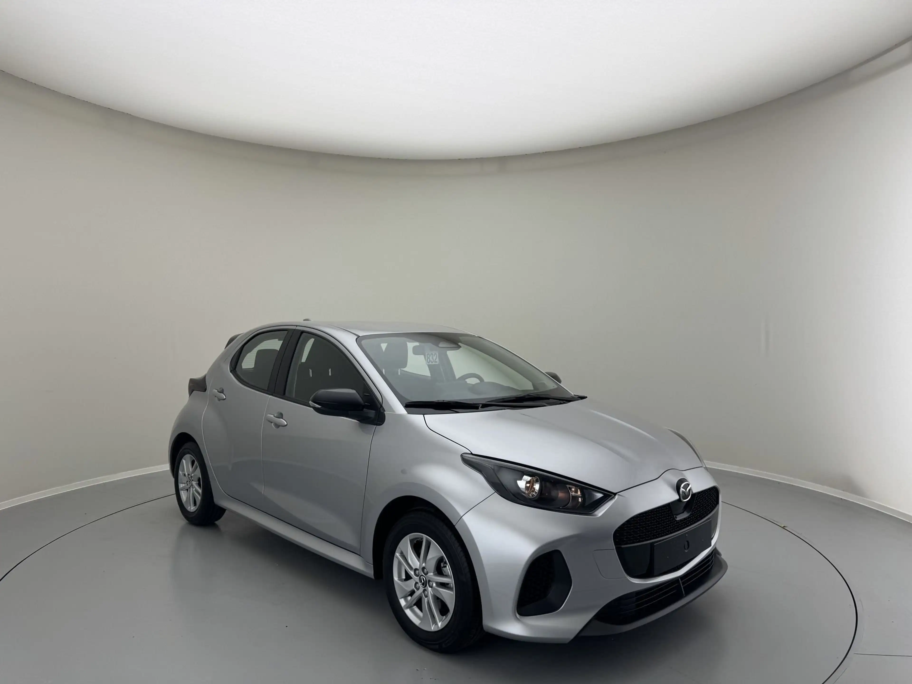 Mazda 2 Centre- line — photo 10