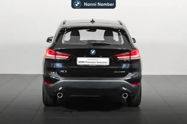BMW X1 view 4