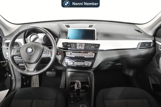 BMW X1 view 11