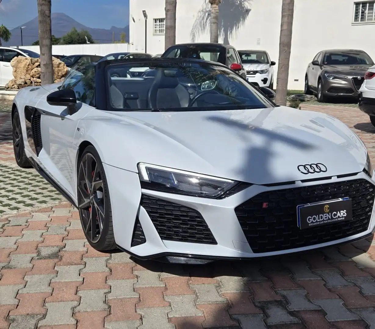 Audi R8 5.2 V10 rwd 540CV S Tronic Spyder Uff italy Led Blanc - 1