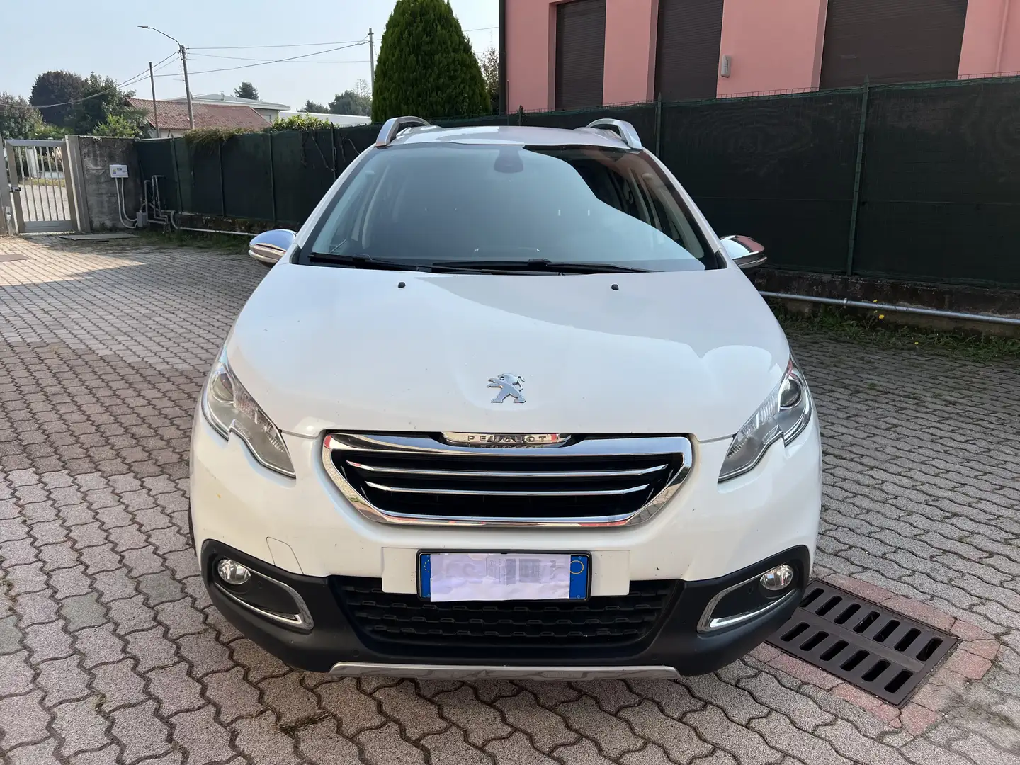 Peugeot 2008 1.6 hdi Allure s&s 92cv Etg6 (robot) Blanc - 2