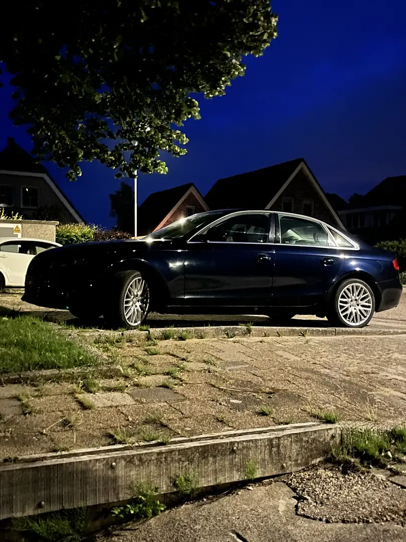 Audi A4 2.0 TFSI quattro Blauw - 1