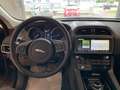Jaguar F-Pace 2.0 i4 Portfolio awd 250cv automatica Nero - thumbnail 15