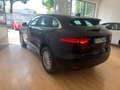 Jaguar F-Pace 2.0 i4 Portfolio awd 250cv automatica Nero - thumbnail 2