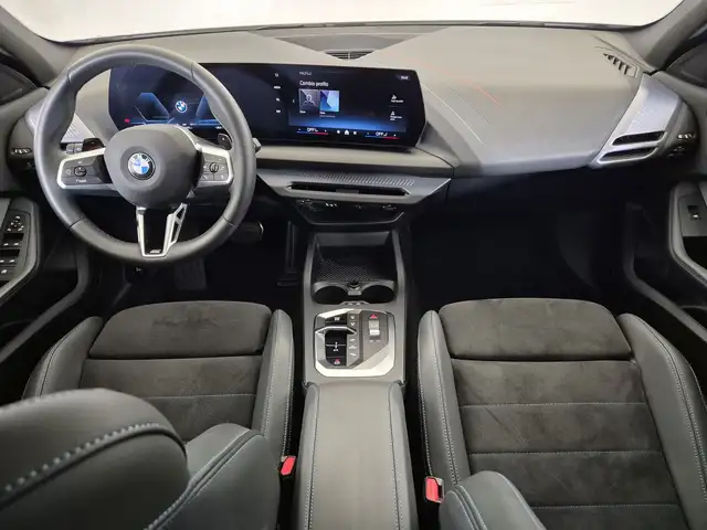 BMW 1 Series view 9
