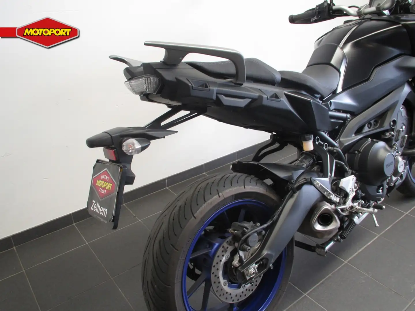 Yamaha Tracer 900 Zwart - 2