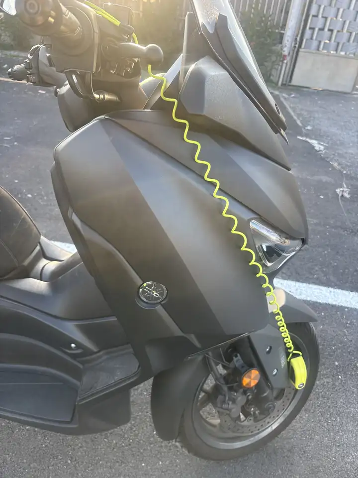 Yamaha X-Max 125