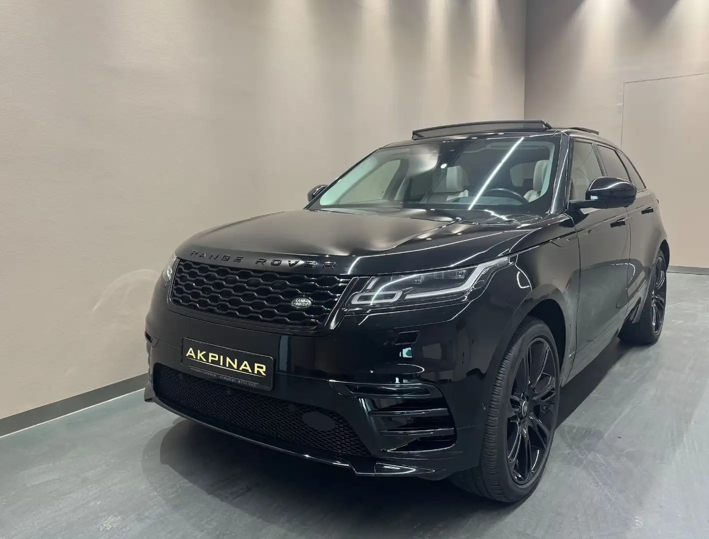 Land Rover Range Rover Velar R-Dynamic HSE*BLACK PAKET*PANO Negro - 2