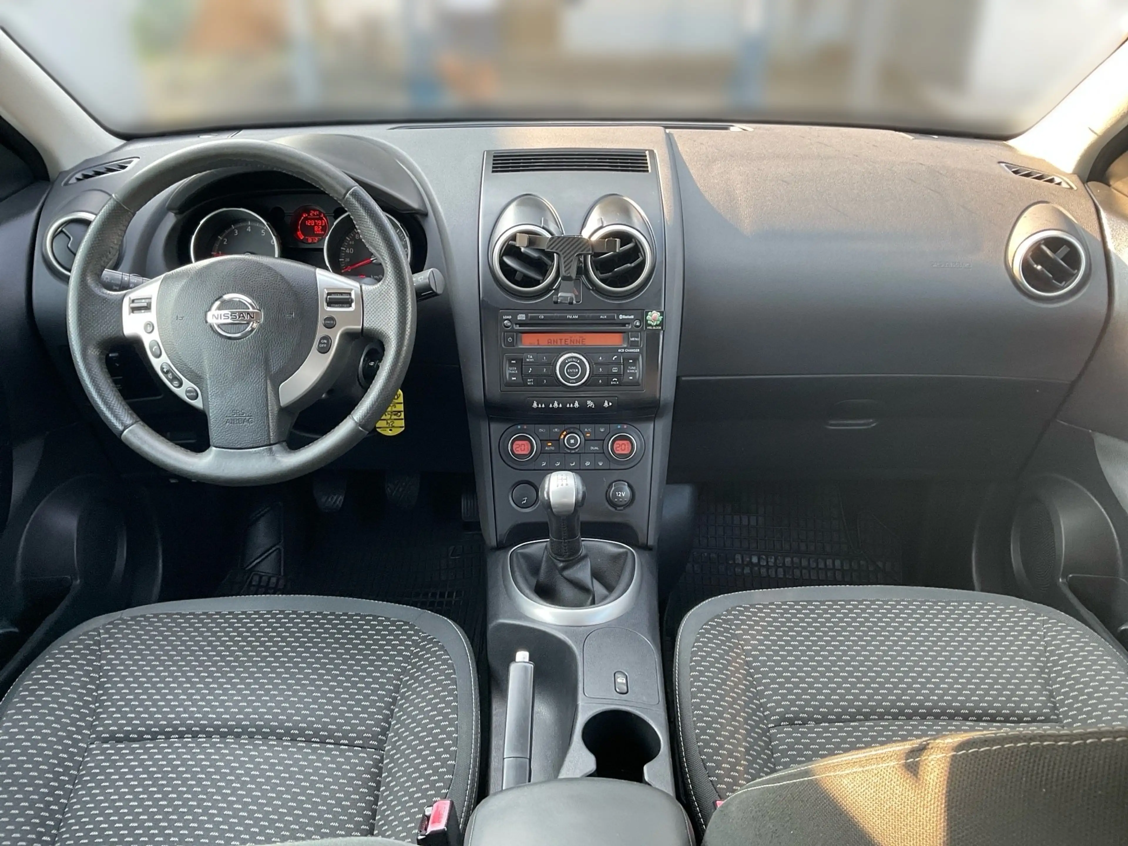 Nissan Qashqai 1.6 Acenta 2xKlima KlimaA LM PDC — photo 11