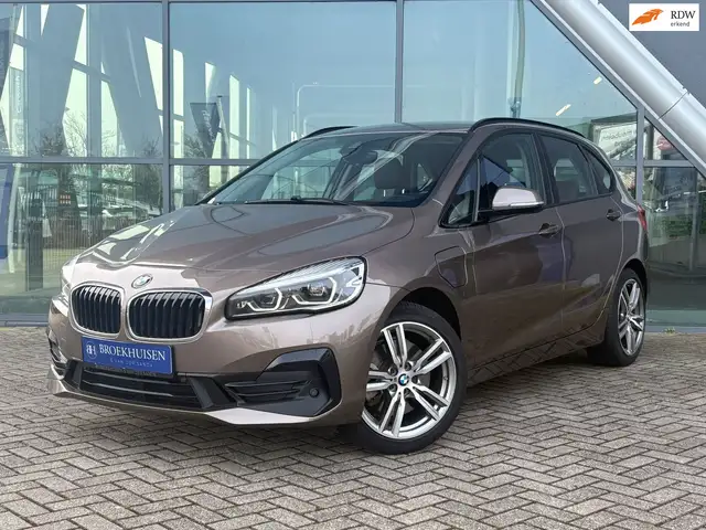 BMW 225 2-serie Active Tourer 225xe Plug in Hybride iPerfo