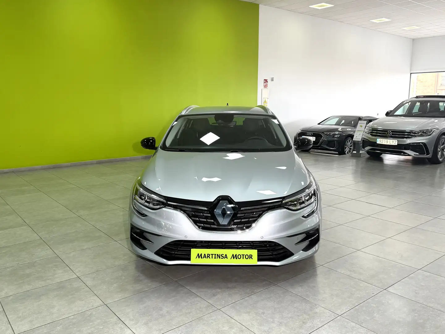 Renault Megane S.T. 1.3 TCe GPF Techno 103kW Plateado - 2